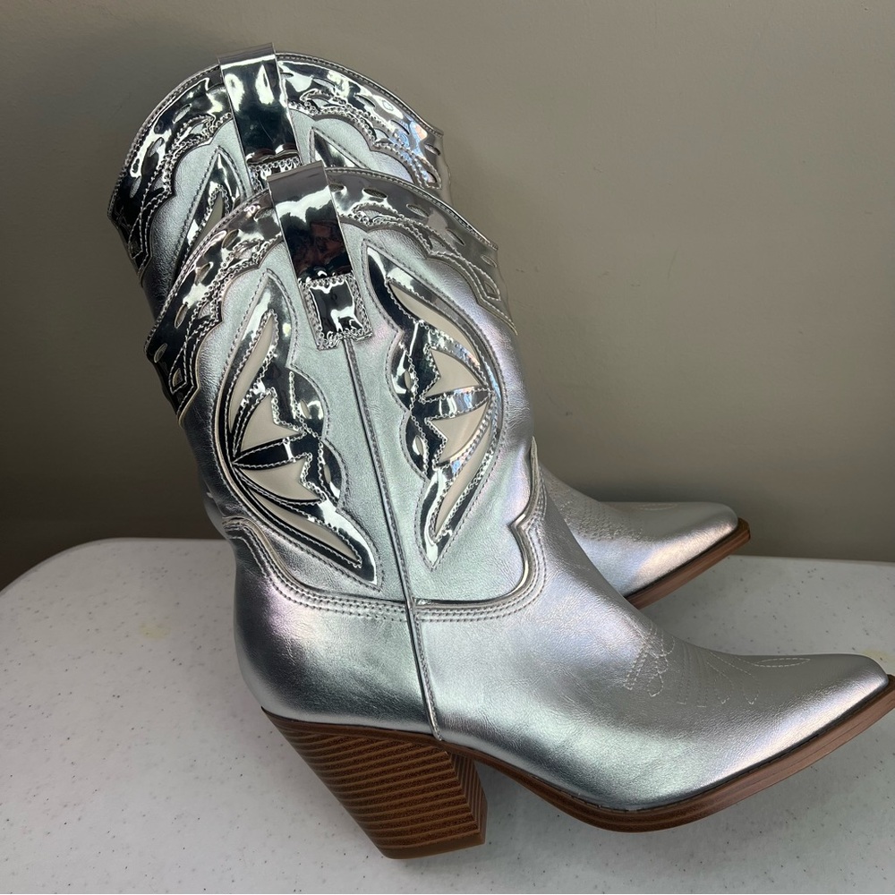 Silver Brand New Western Nine West Boots SZ.10.5 - Picture 5 of 12